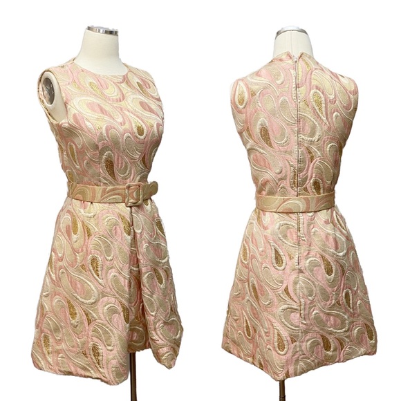 Vintage 1960s DYNASTY Pink & Gold Brocade Belted Mini Dress Womens Size XXS/XS - Picture 2 of 9